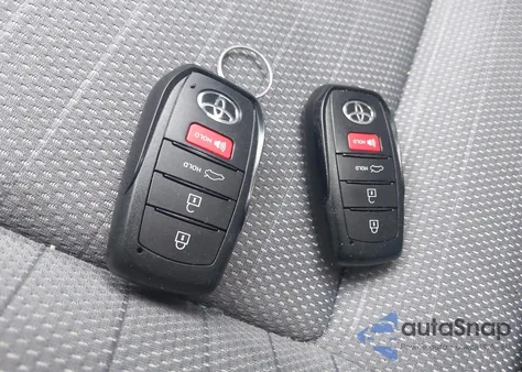 2024 Toyota Corolla Se z USA, uszkodzony, nr VIN 5YFS4MCE5RP200578